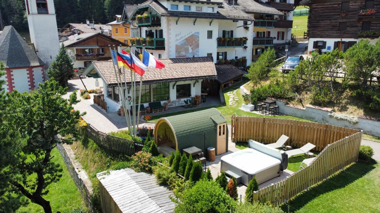 Hotel Piedibosco Moena Bagian luar foto