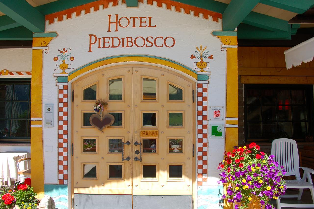 Hotel Piedibosco Moena Bagian luar foto