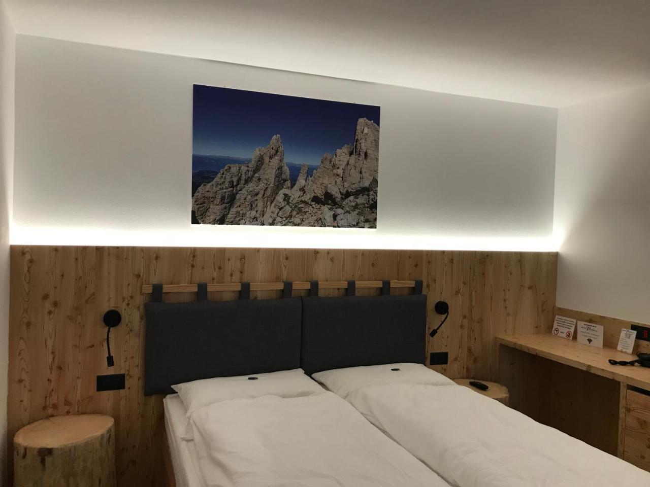 Hotel Piedibosco Moena Bagian luar foto