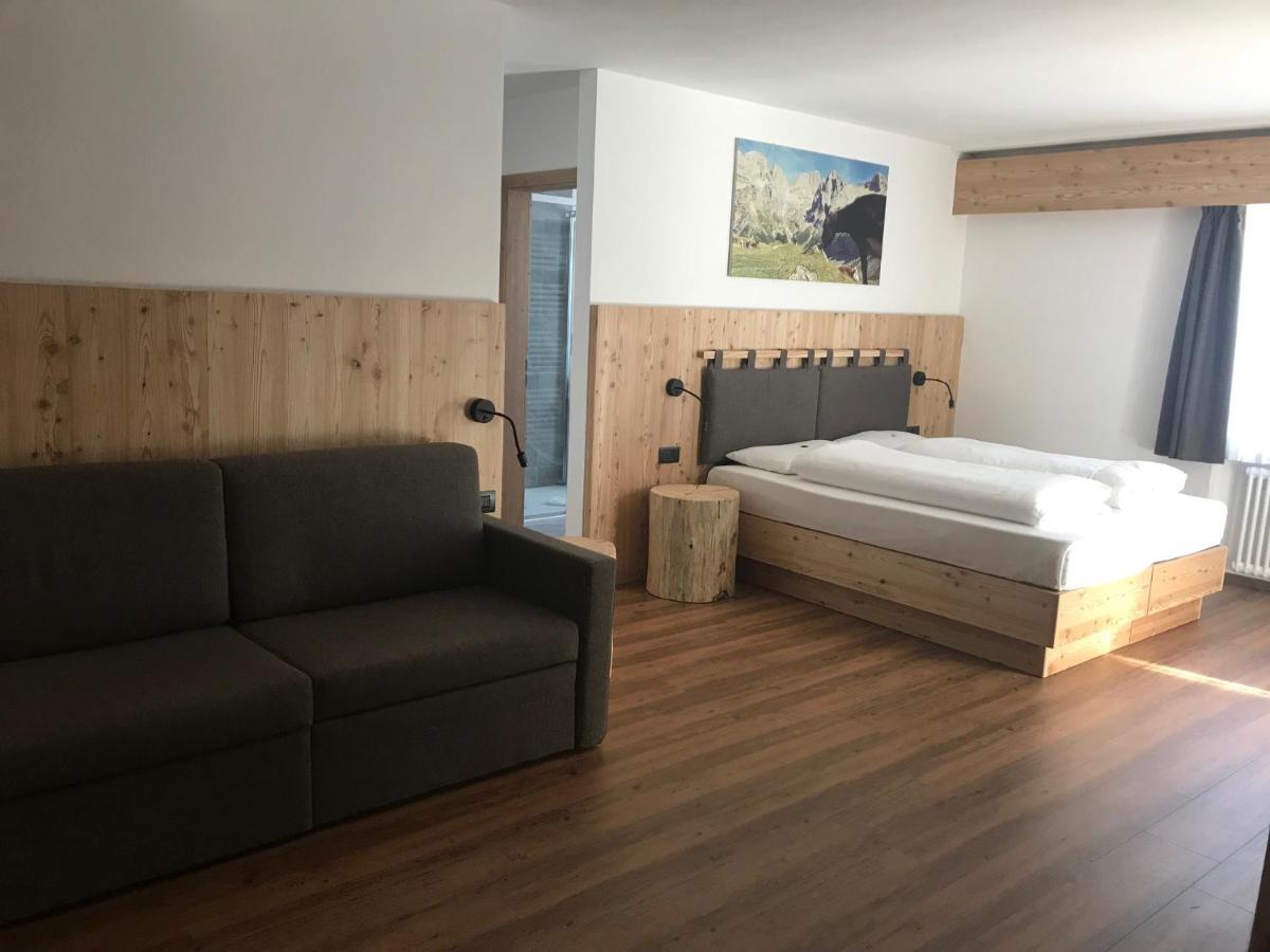 Hotel Piedibosco Moena Bagian luar foto